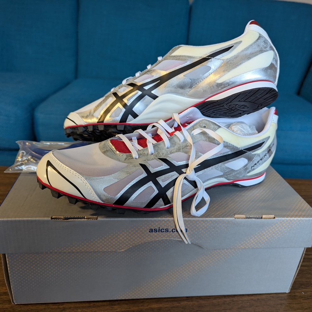 ASICS Men's Hyper MD Track And Field Spikes